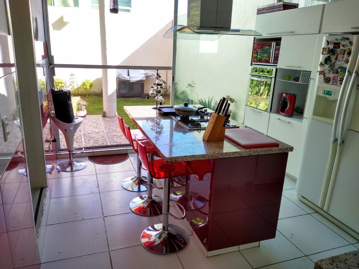 Habitacion Matrimonial Con Cama Y Sofa Para Cuatro Personas Tlaxcalancingo 외부 사진