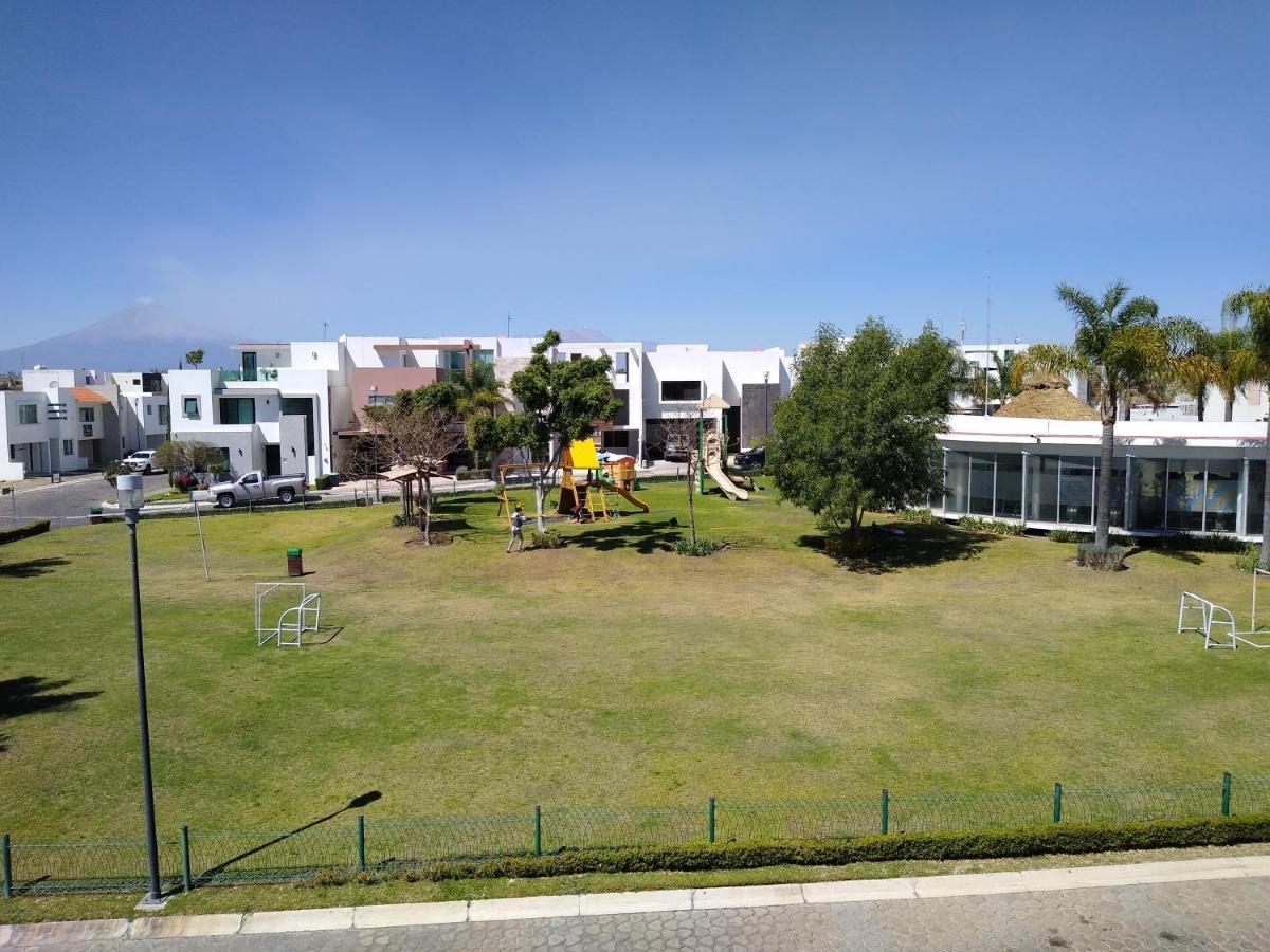 Habitacion Matrimonial Con Cama Y Sofa Para Cuatro Personas Tlaxcalancingo 외부 사진